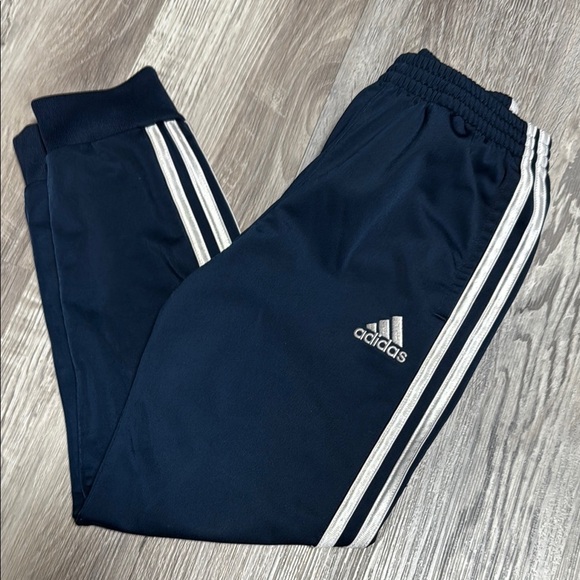 Adidas Boys Iconic Tricot Jogger Pants Size 7 - Picture 1 of 5